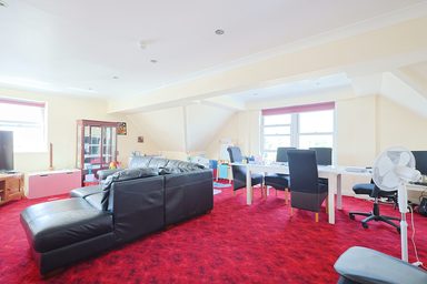 Flat 2, Cobo Butchers photo 4