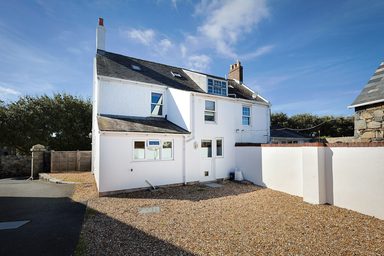 2 Grange Place photo 12