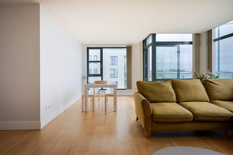 Apartment 10 - photo 3 of 11