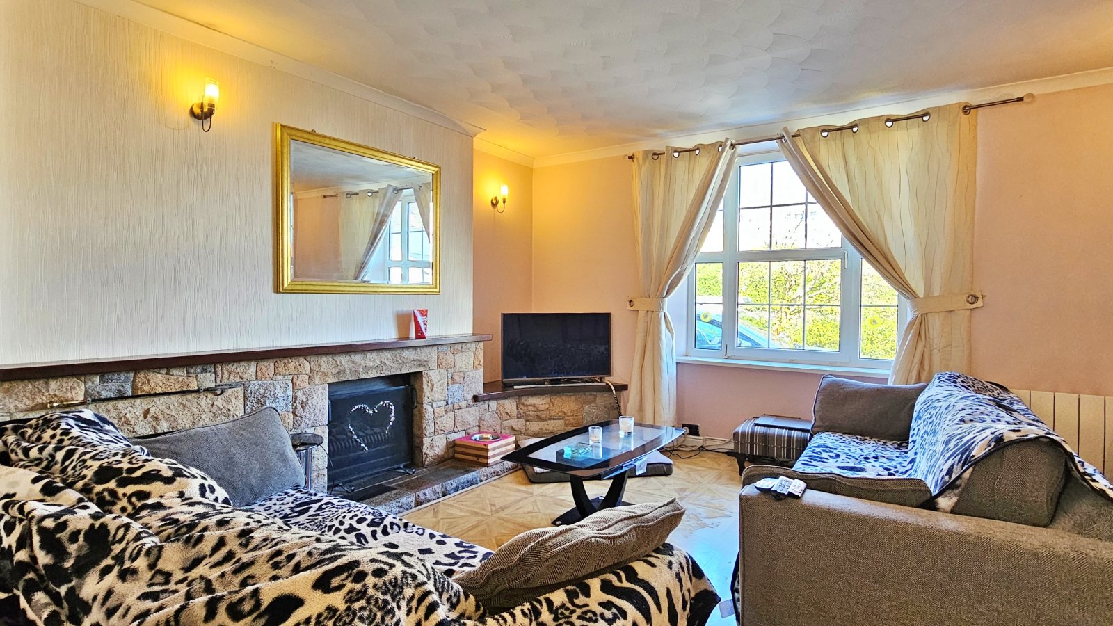 Dronfield photo 4