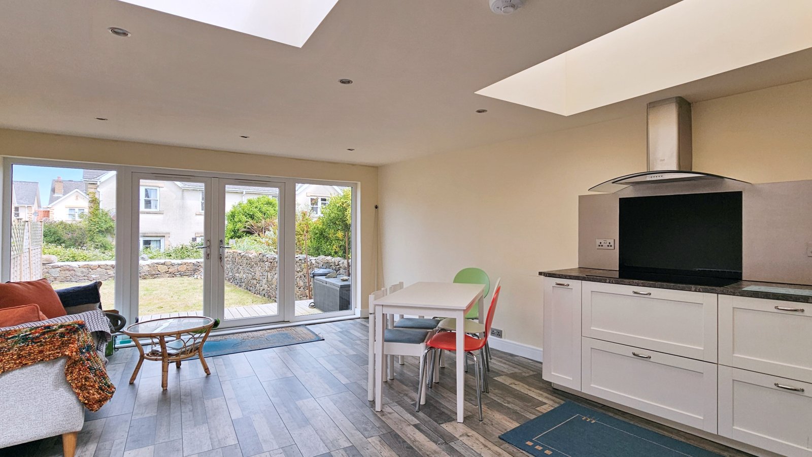 Enzian photo 3