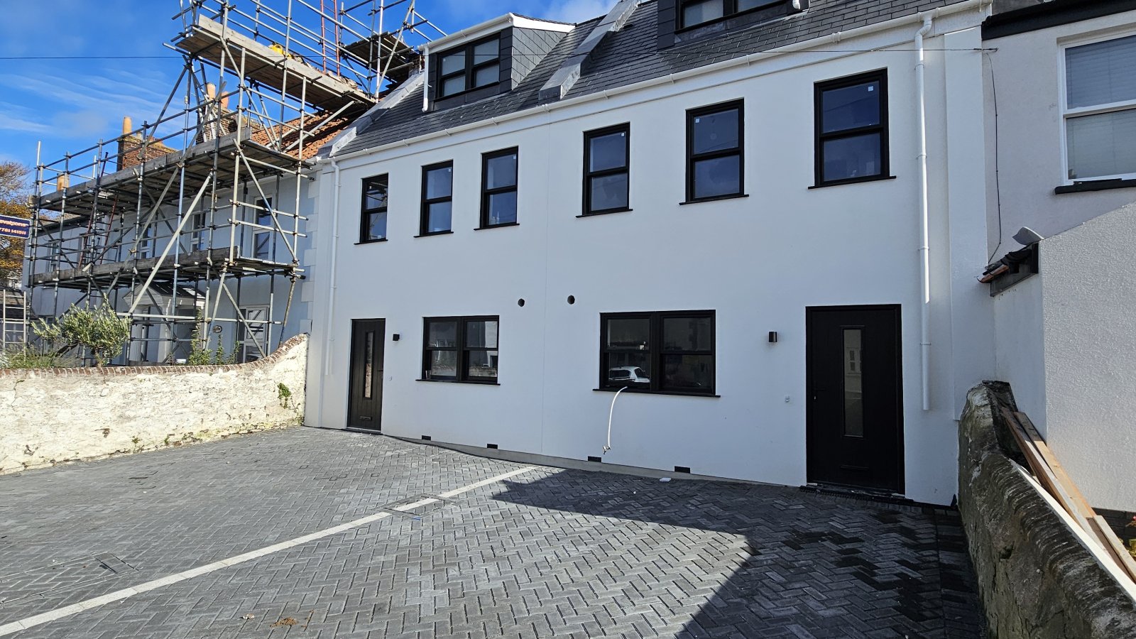 La Rochelle Development photo 2
