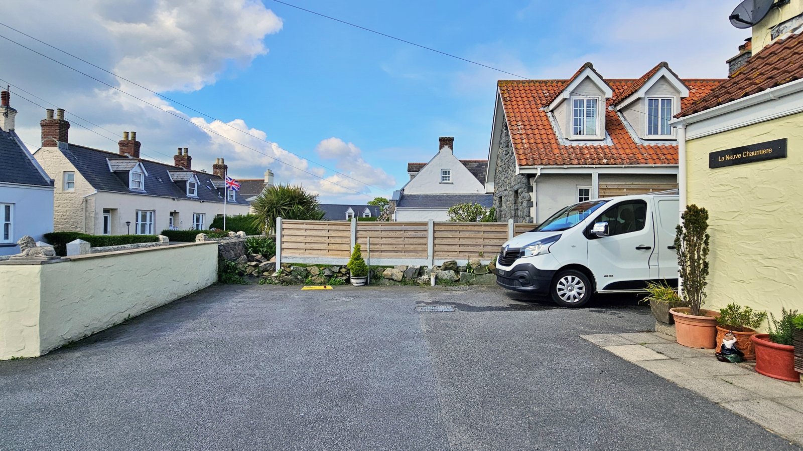 La Neuve Chaumiere & The Wing photo 40
