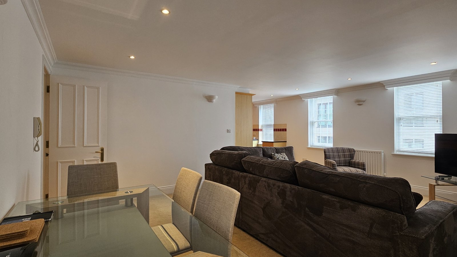 Pavilion House photo 4