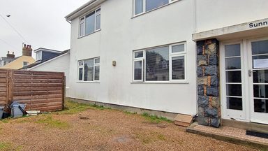 Flat 8, Sunnyacre photo 13