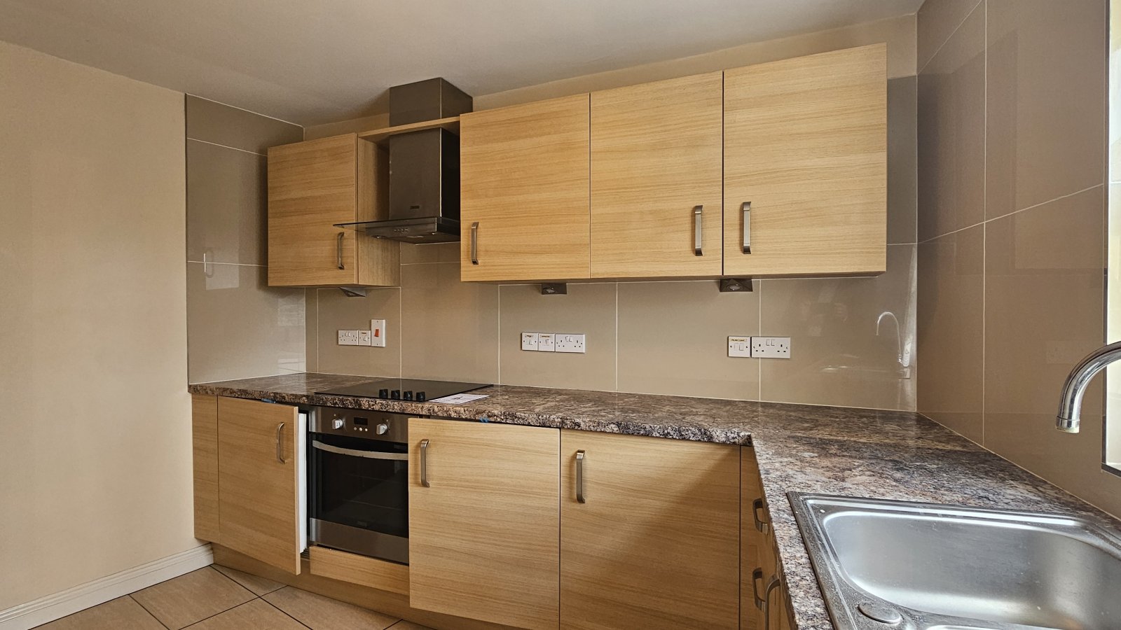 Flat 5 Weighbridge House photo 7