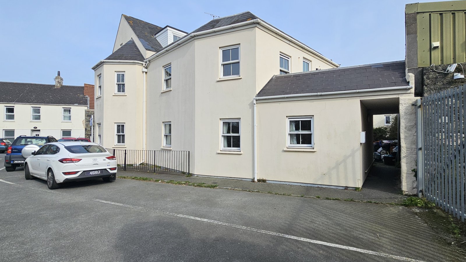 Flat 5 Weighbridge House photo 1