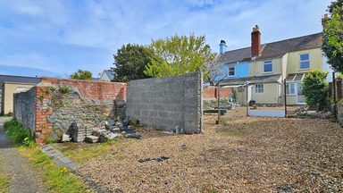 Avondale photo 26