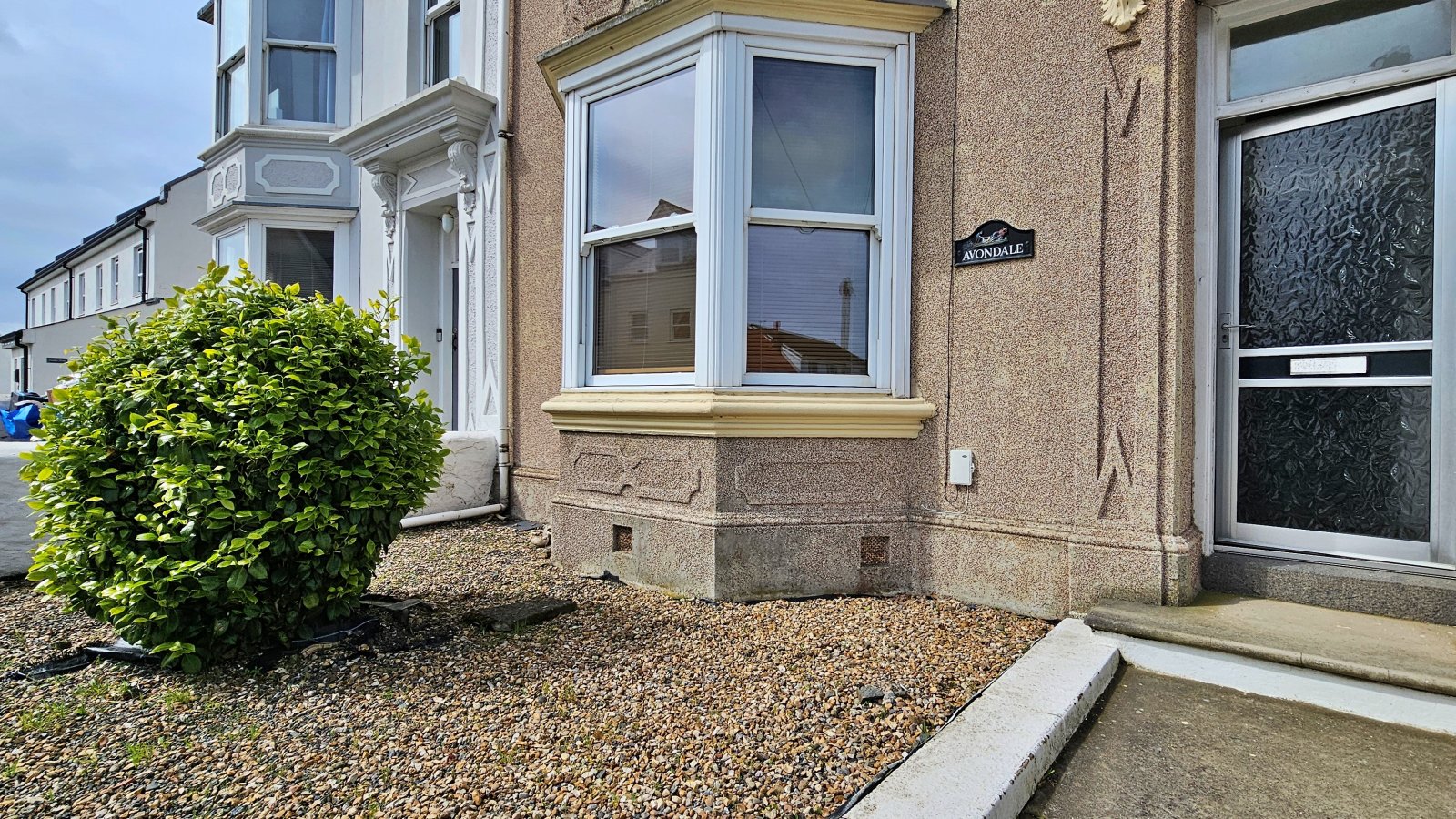 Avondale photo 30