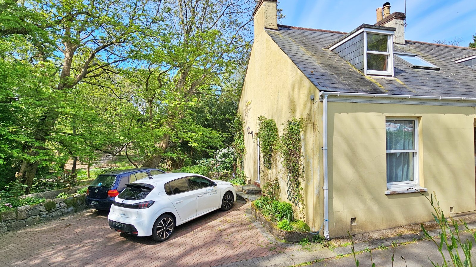 1 Havilland Cottages photo 2