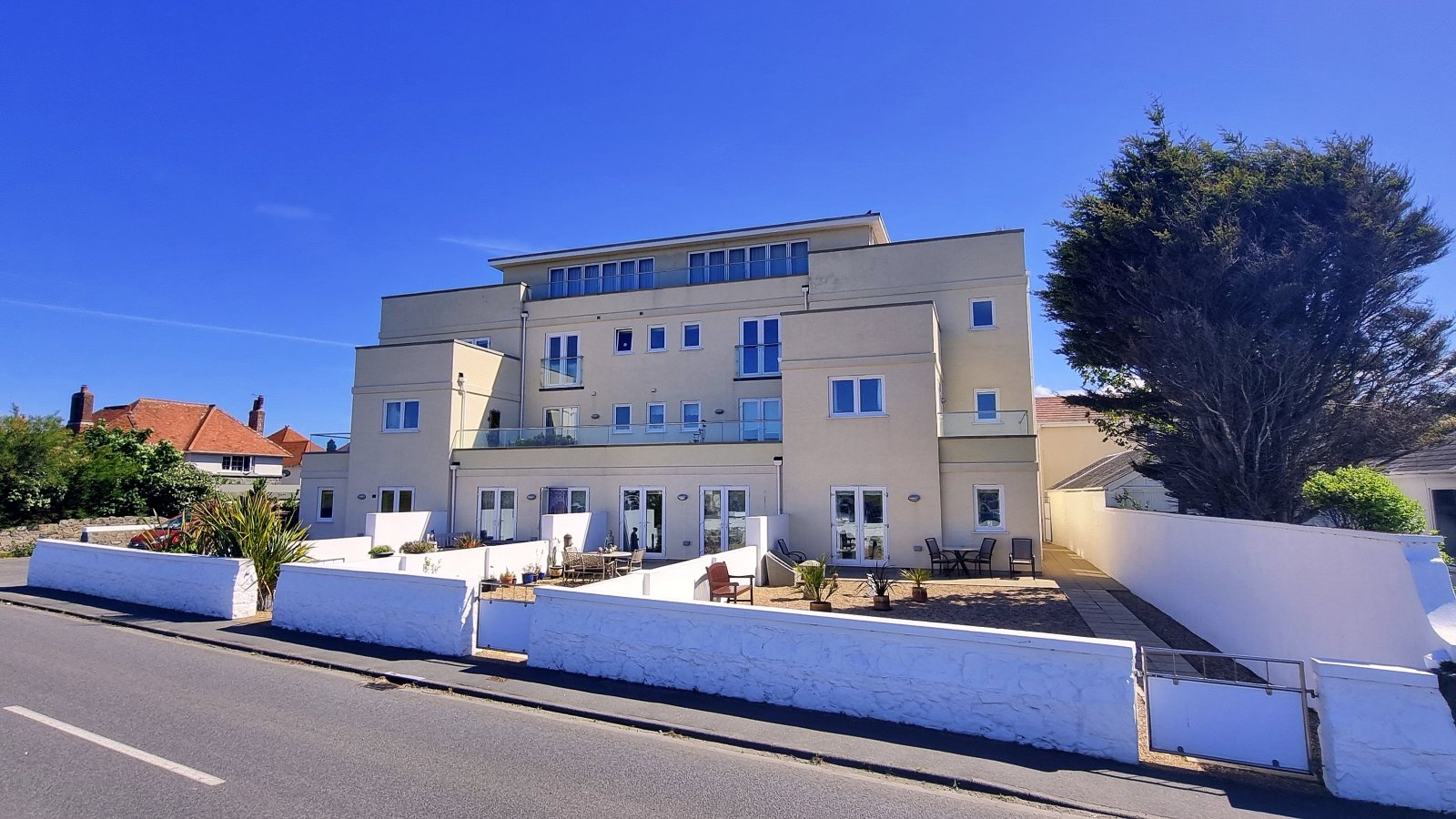 6, L'ancresse Lodge Apartments photo 20