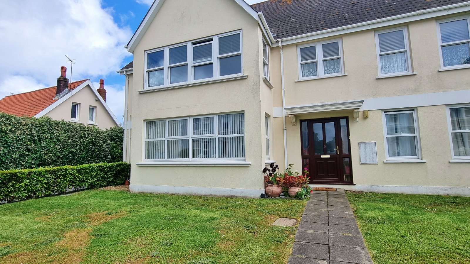 1 Mandeville Court