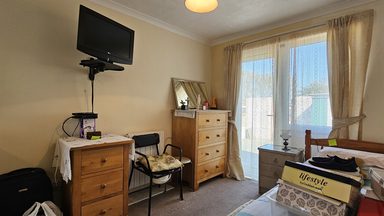 Hughbet photo 7