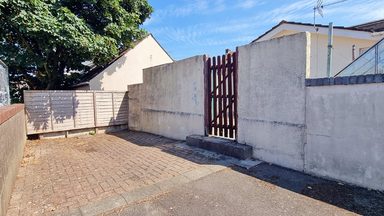 Hughbet photo 19