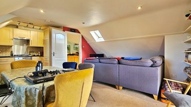 10 Belvoir House photo 12