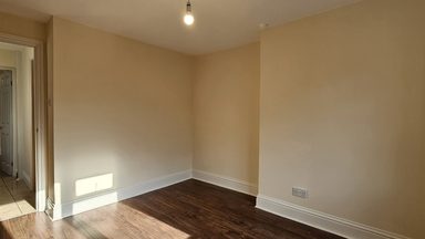 Flat 2, 2 Weighbridge House photo 10