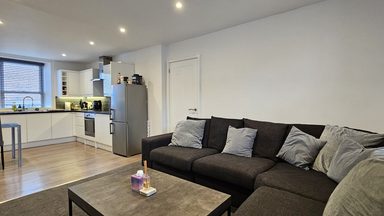 Flat 4, Orange-Ville photo 3