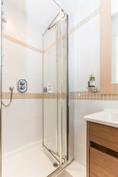 3, Belle Vue photo 20