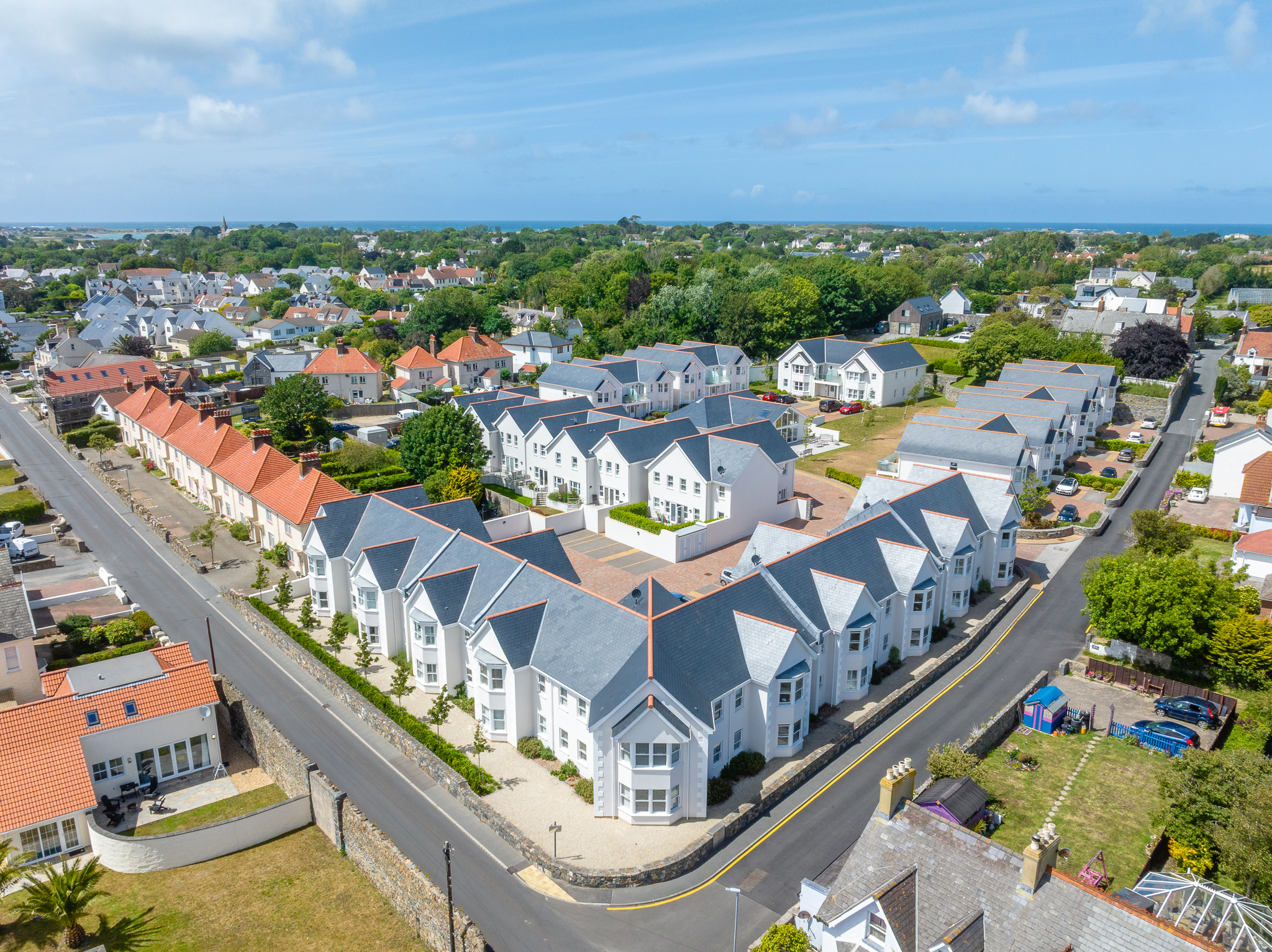 34, Braye Gardens photo 15