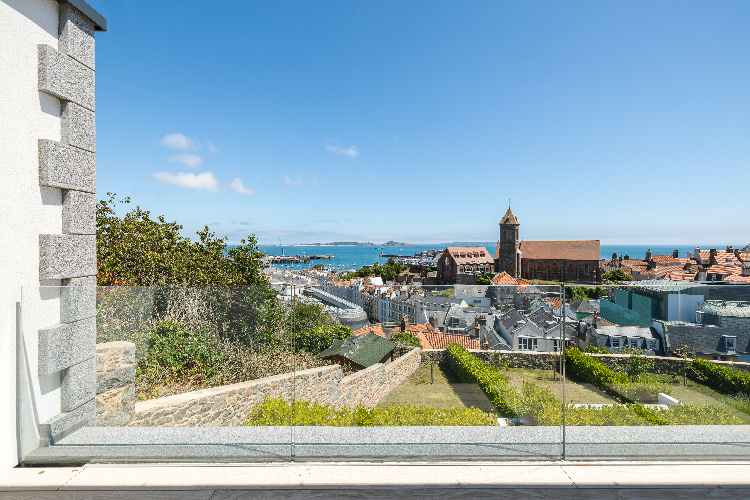 4, Clifton Crest photo 25