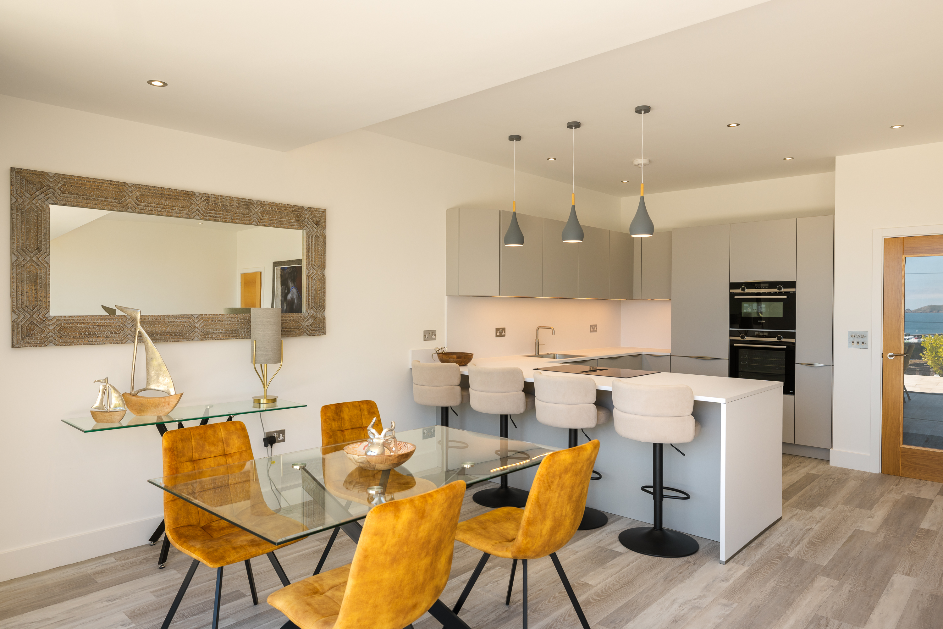 4, Clifton Crest photo 17