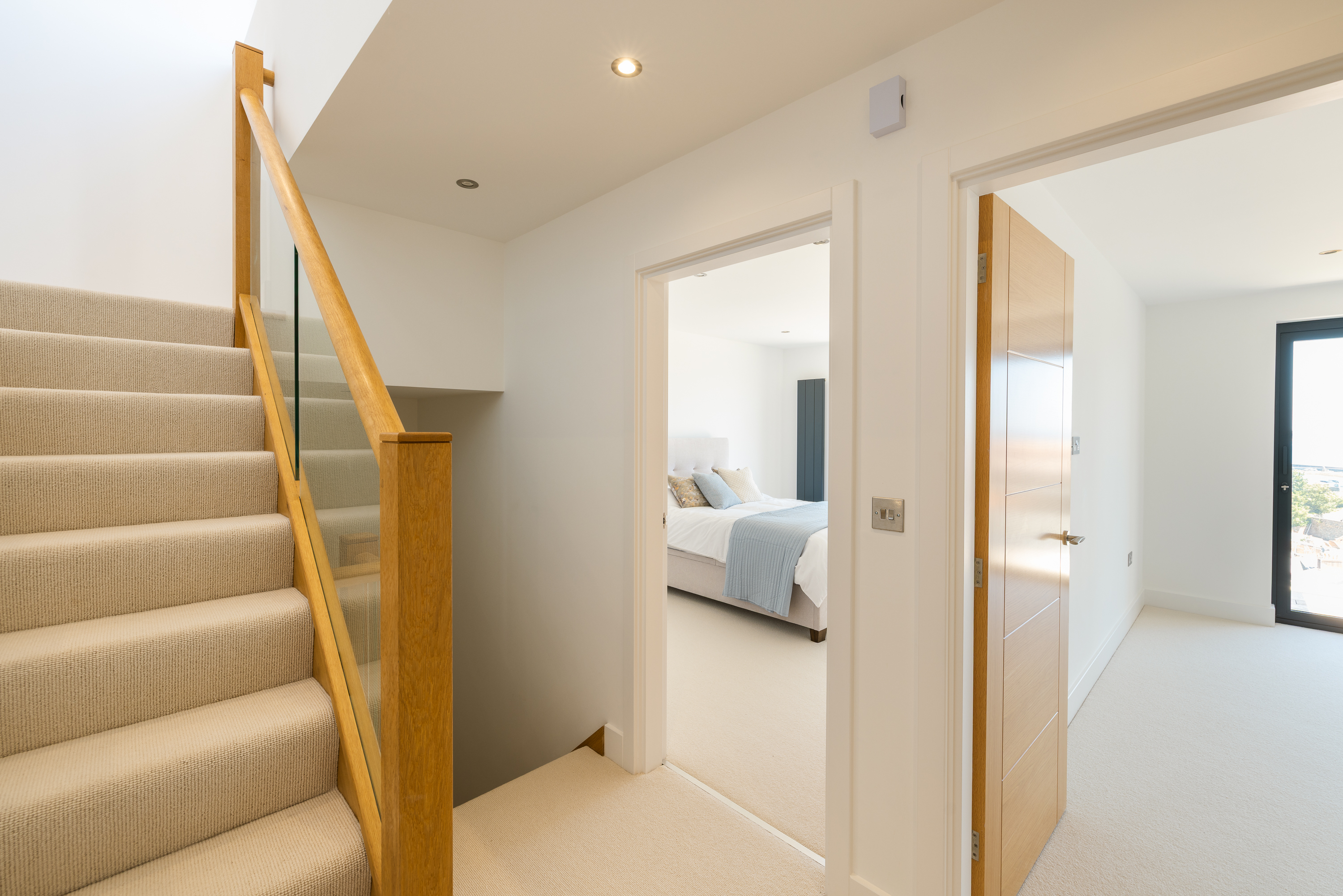 4, Clifton Crest photo 22