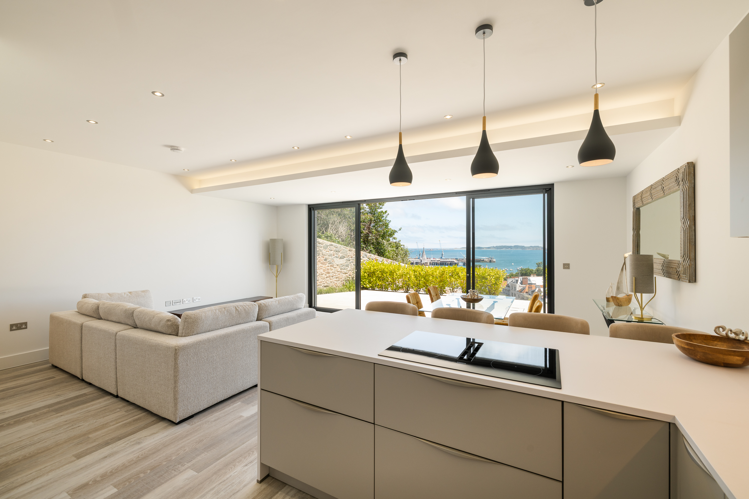 4, Clifton Crest photo 9