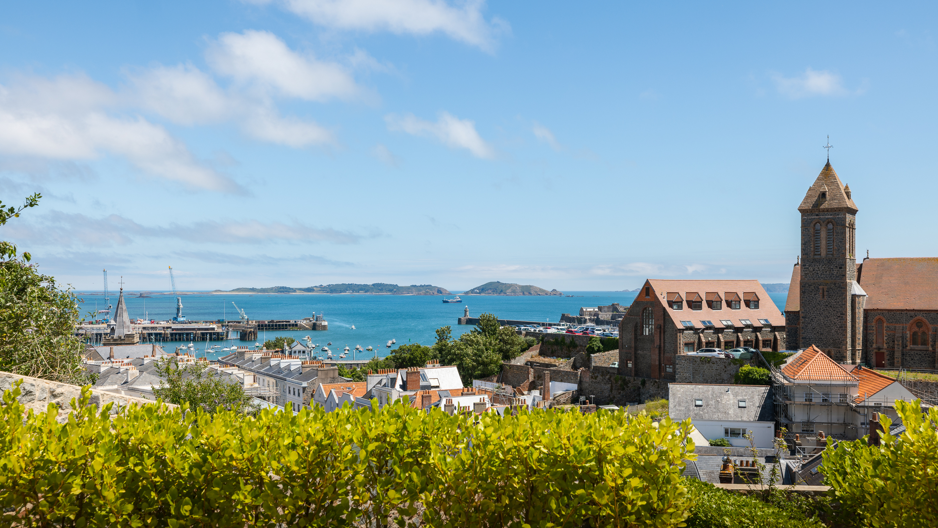 4, Clifton Crest photo 2
