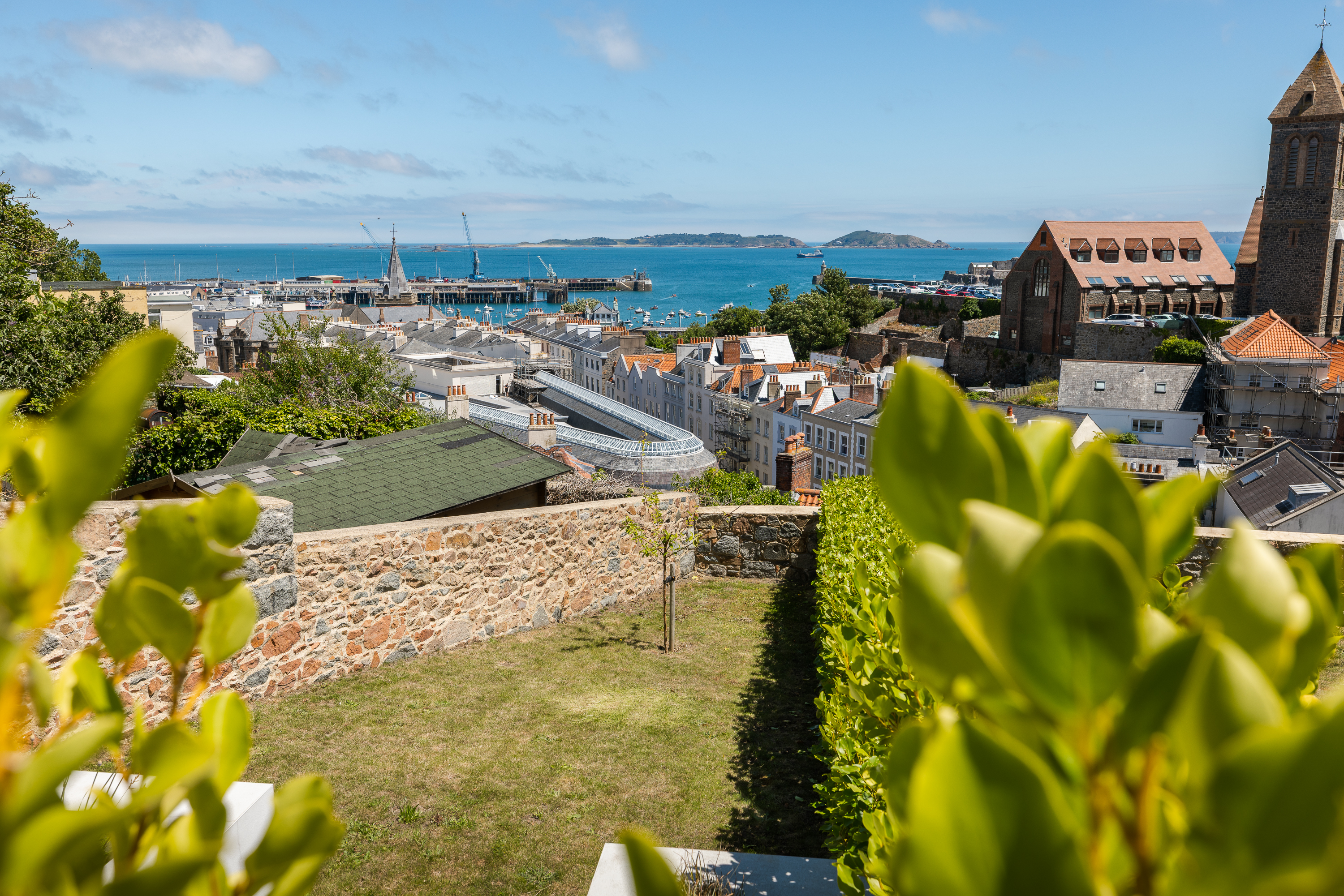 4, Clifton Crest photo 36