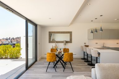 4, Clifton Crest photo 18