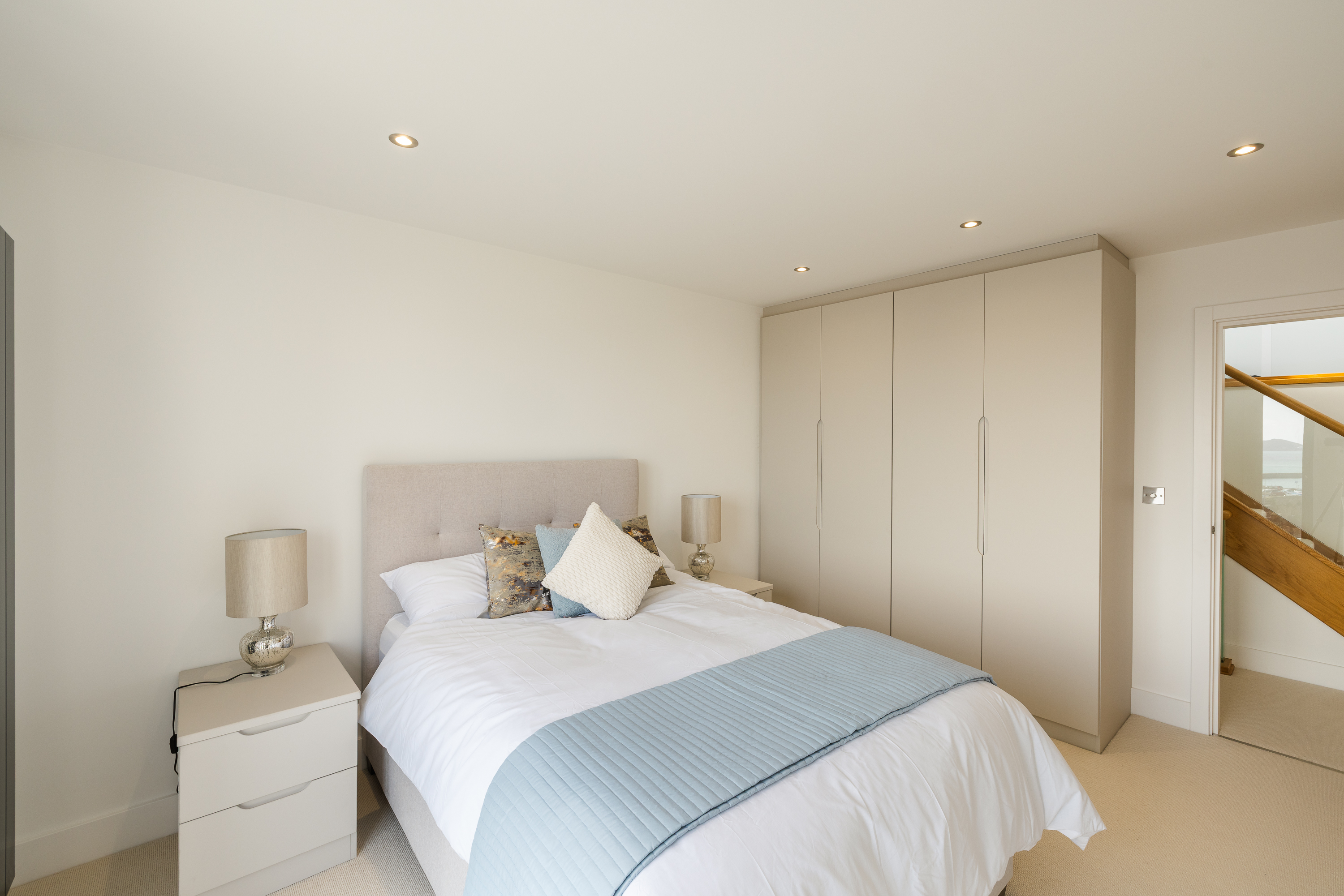 2, Clifton Crest photo 31