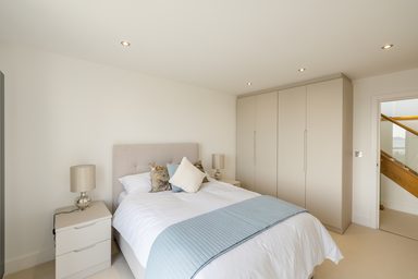 2, Clifton Crest photo 31