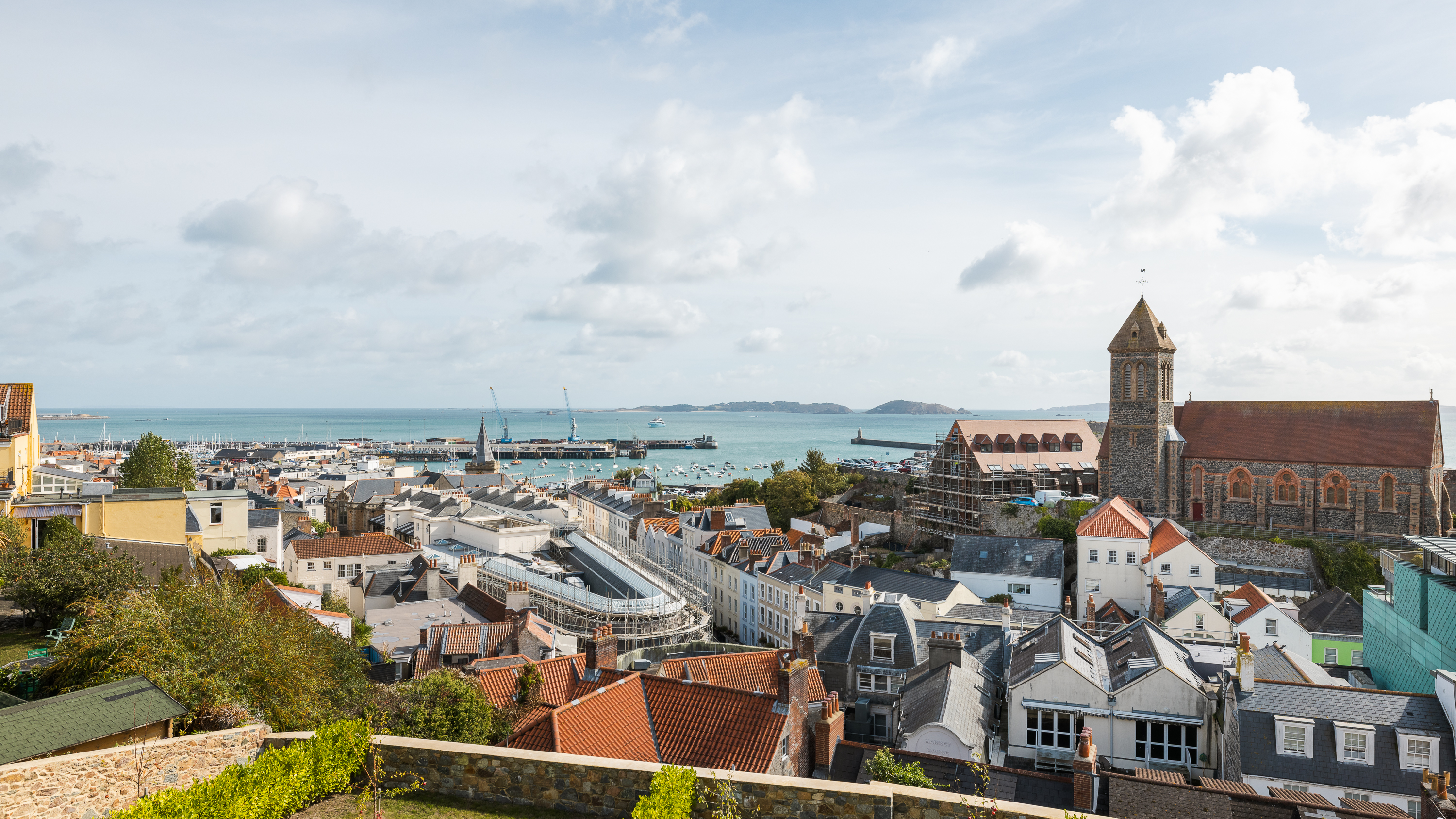 2, Clifton Crest photo 40