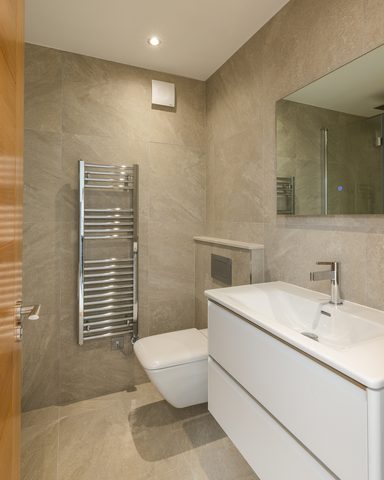 2, Clifton Crest photo 39