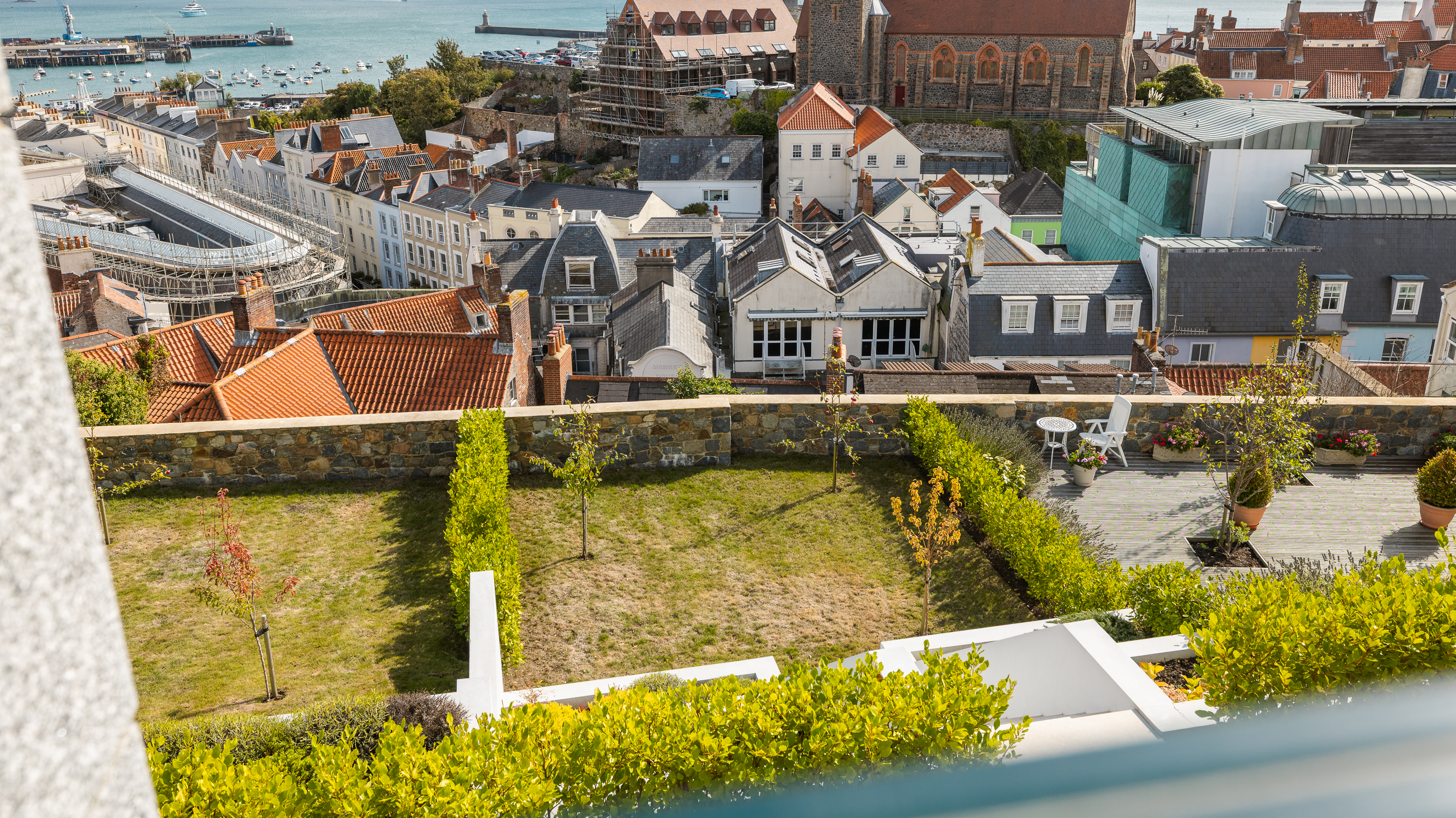 2, Clifton Crest photo 47