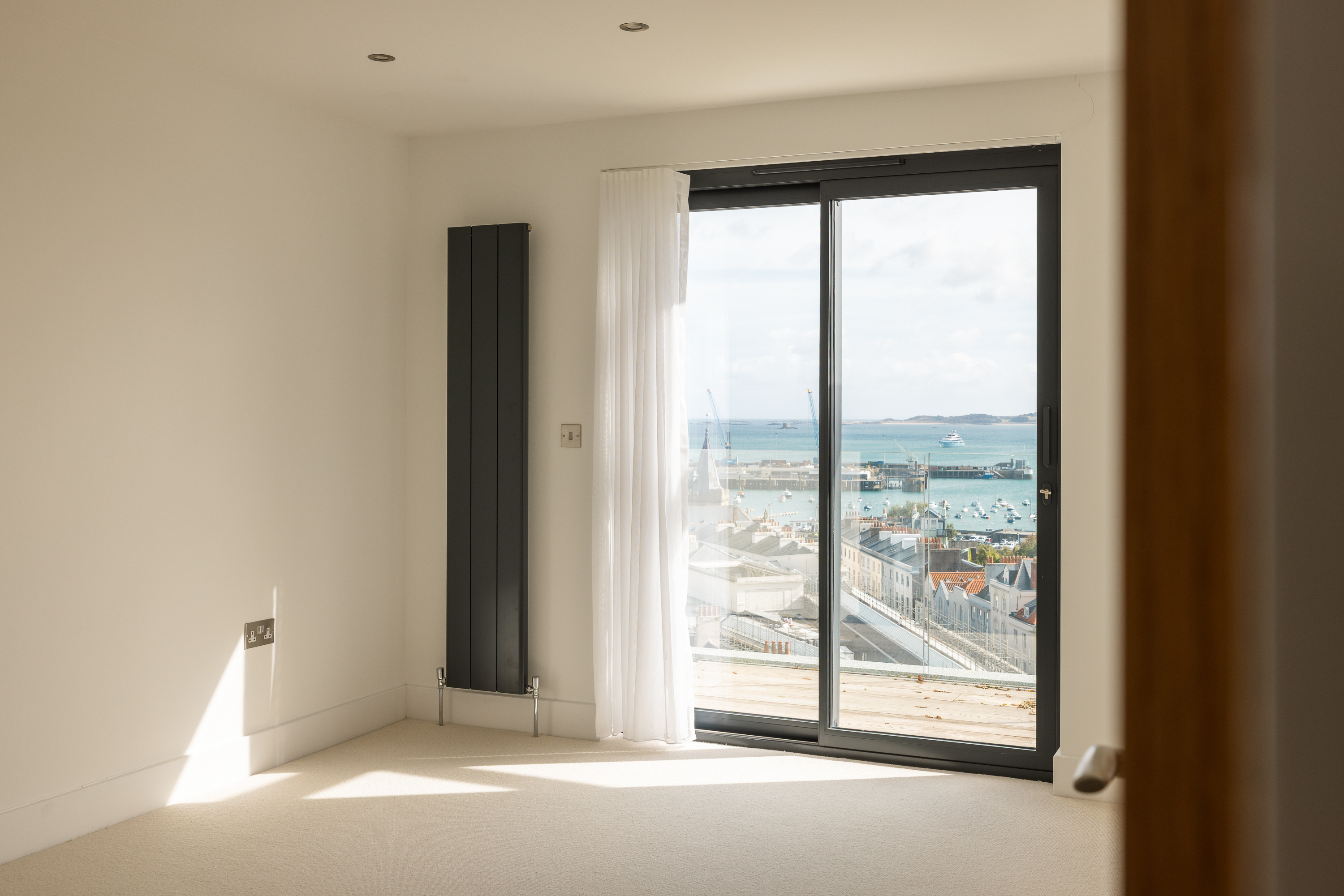 2, Clifton Crest photo 35