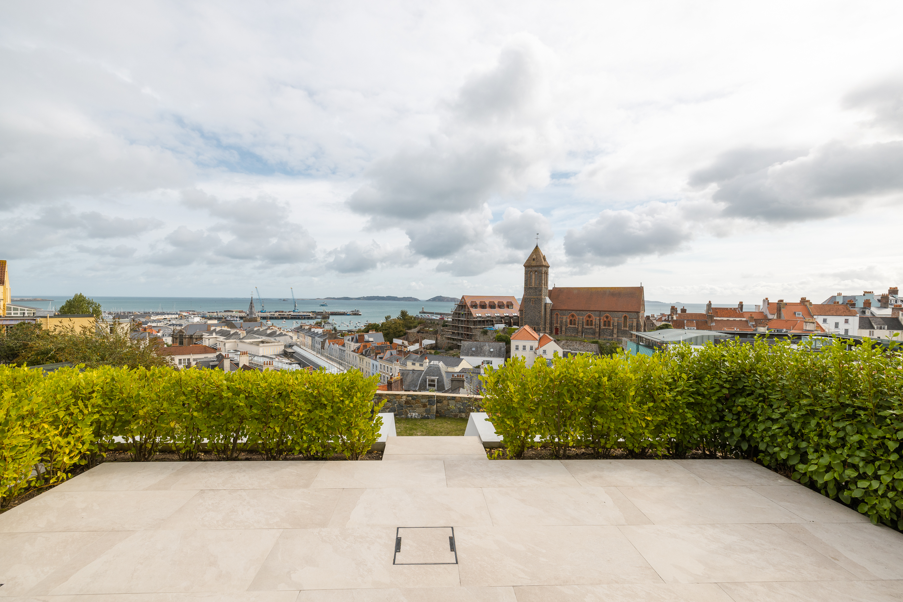 2, Clifton Crest photo 43