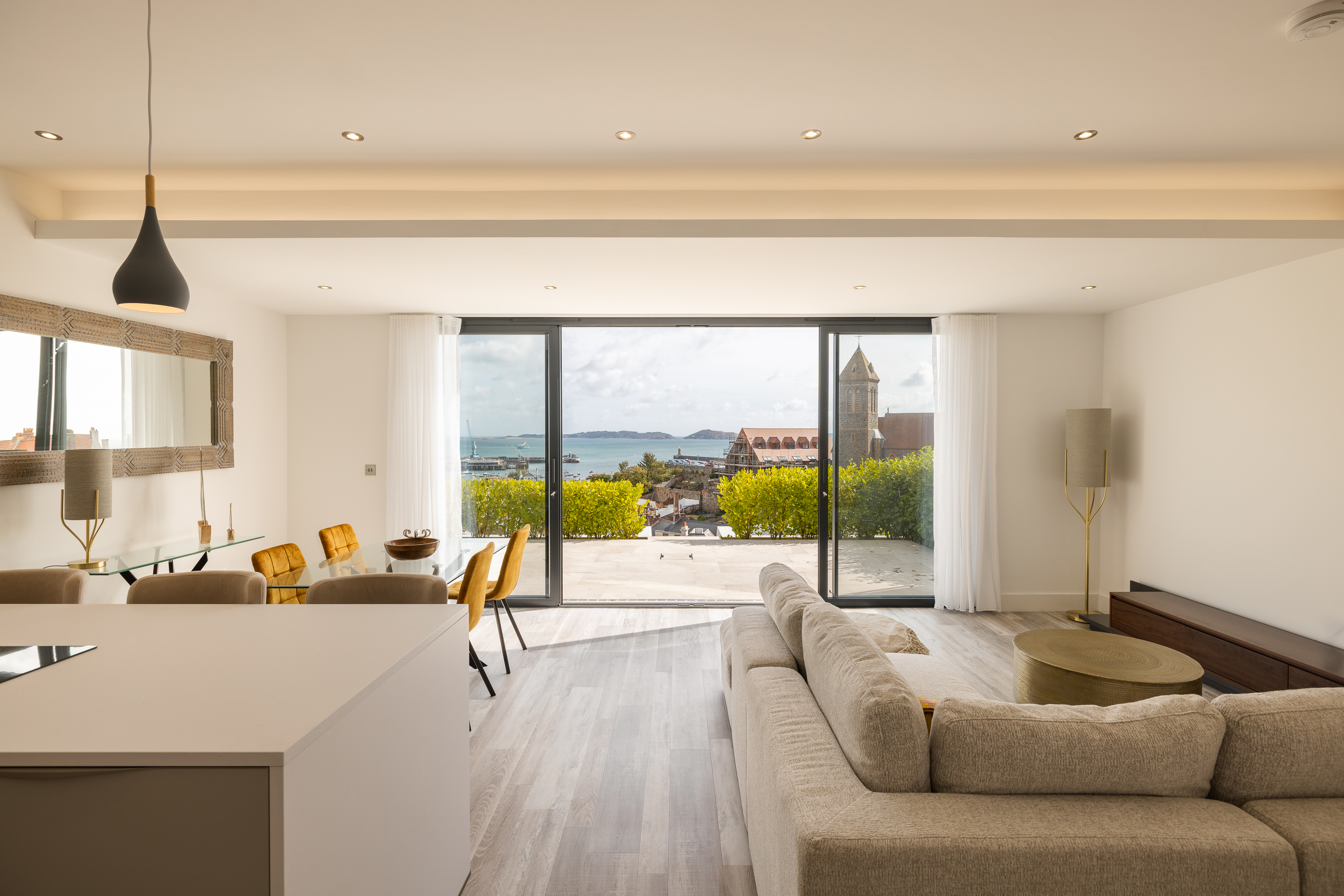 2, Clifton Crest photo 9