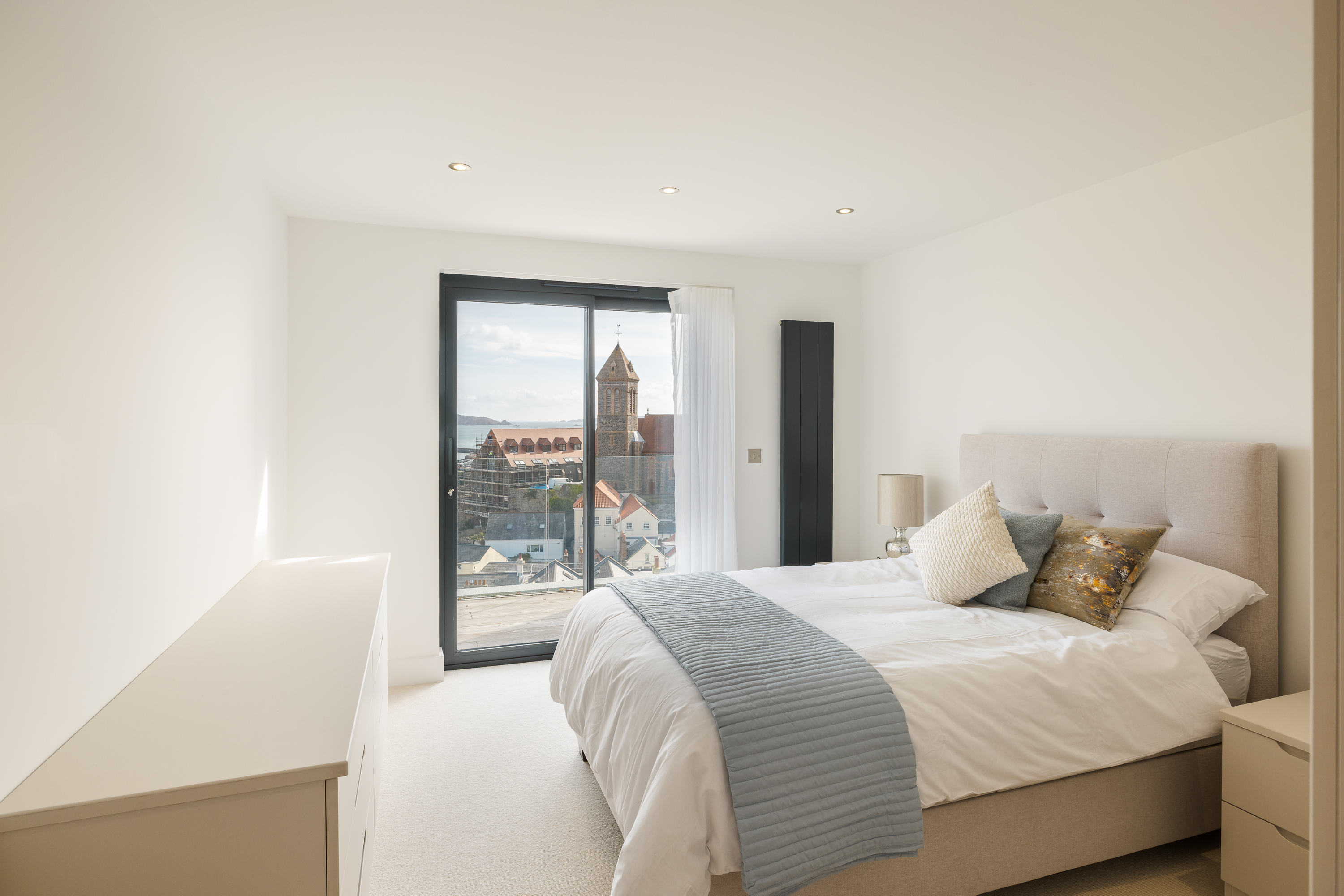 2, Clifton Crest photo 27