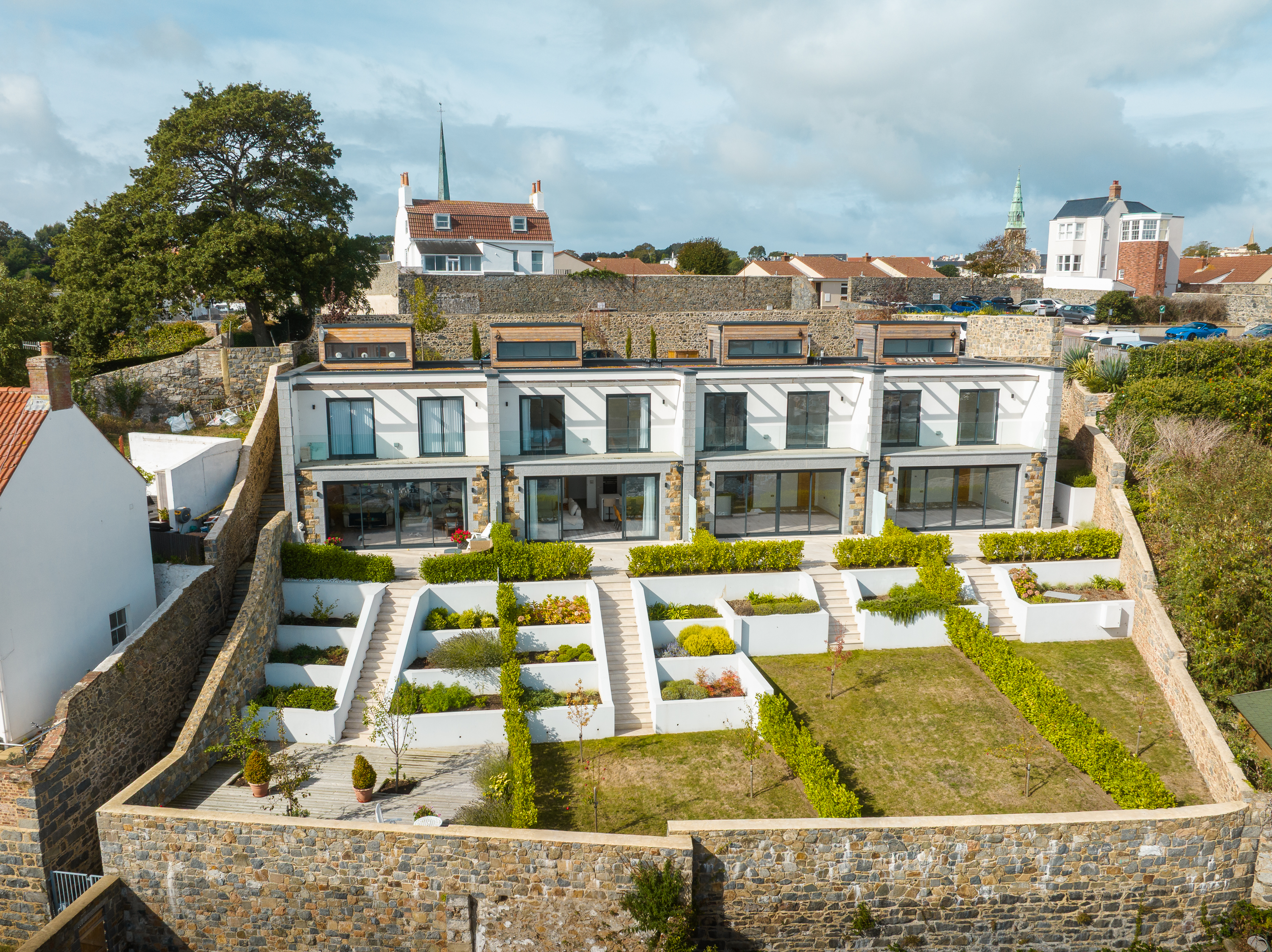2, Clifton Crest photo 1