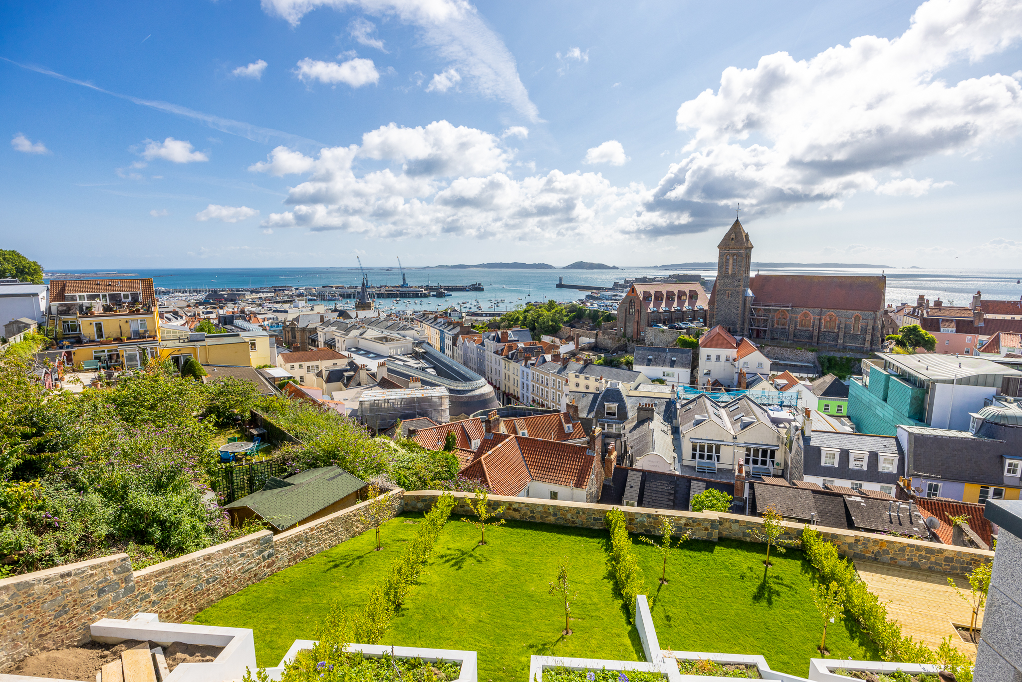 3, Clifton Crest photo 1