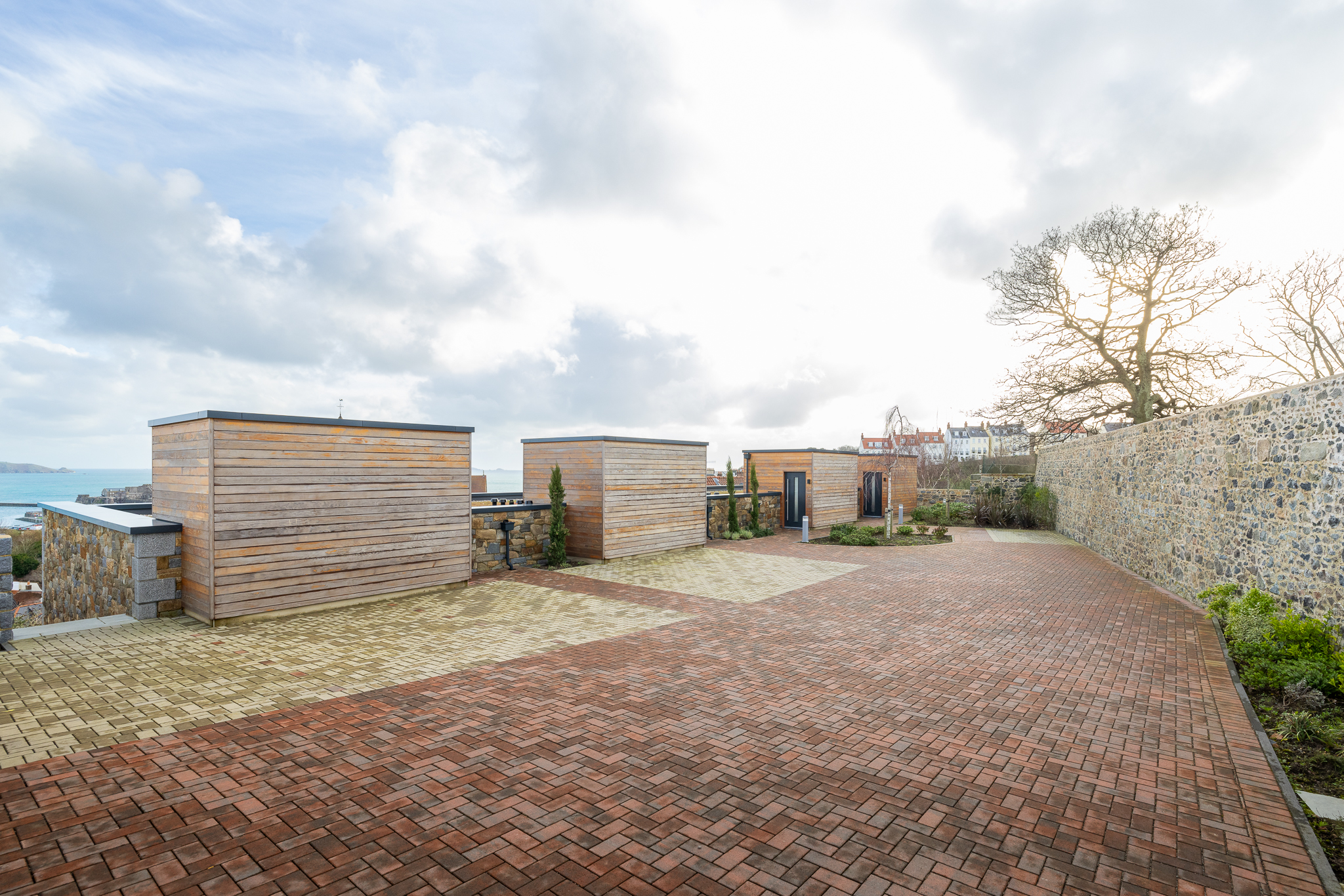 3, Clifton Crest photo 2