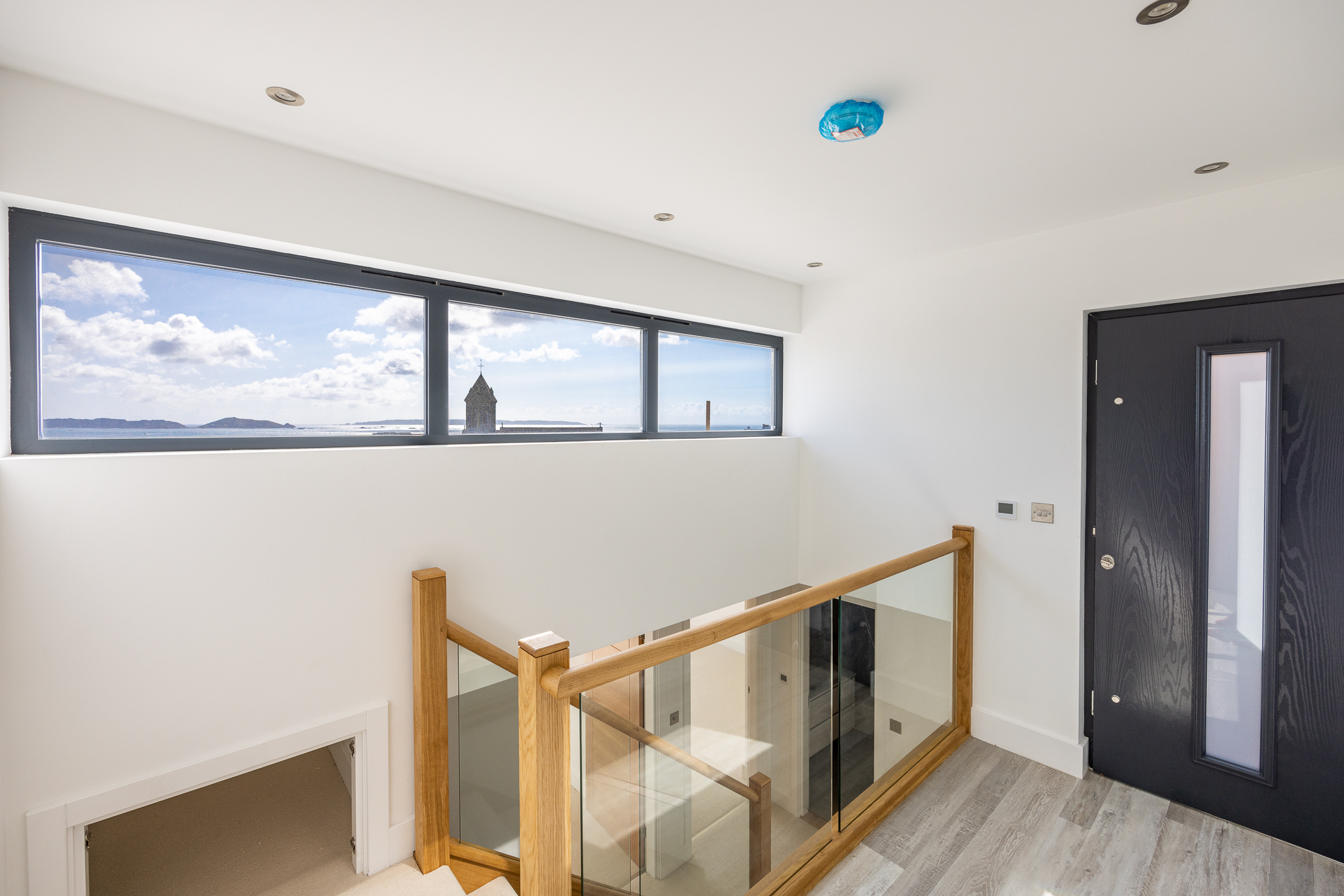 3, Clifton Crest photo 8