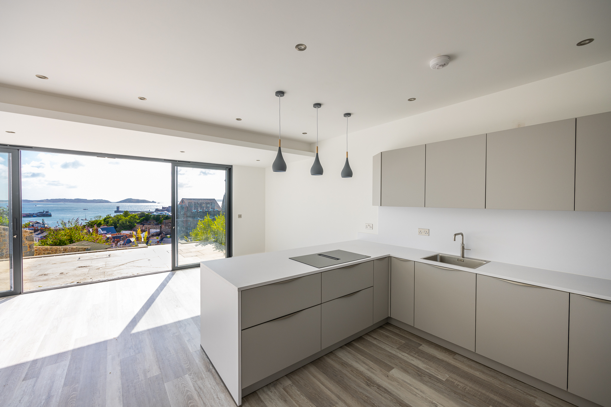 3, Clifton Crest photo 12