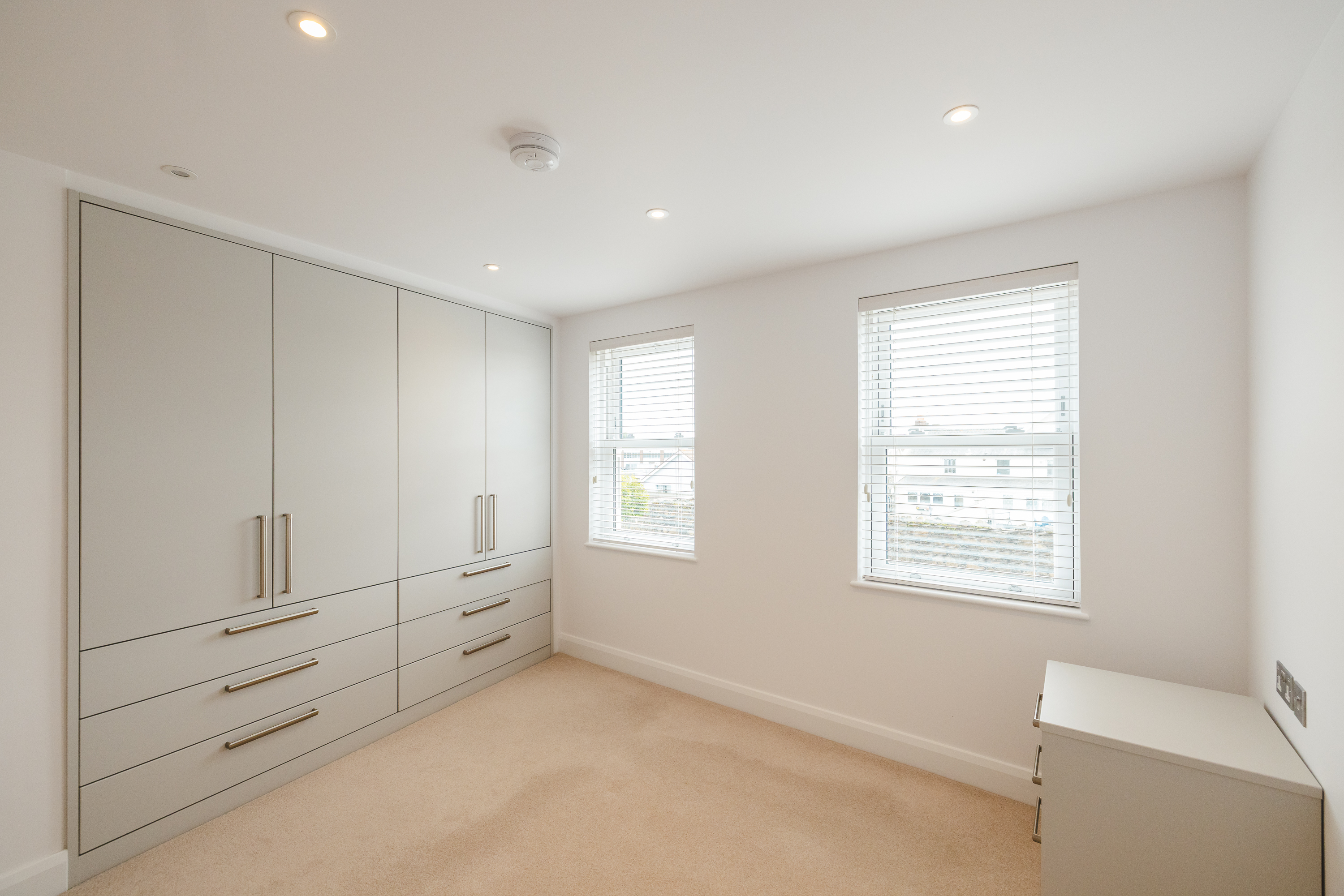 10, Braye Gardens photo 13