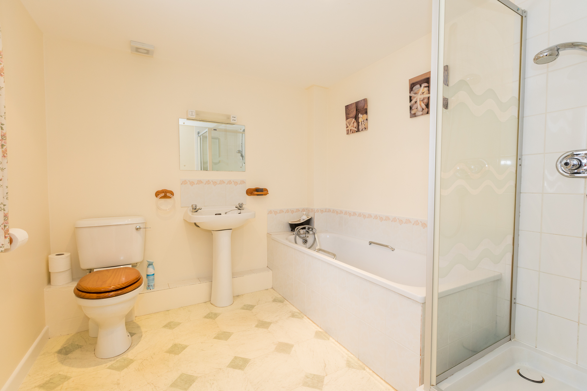 La Petite Grange (Short Term Let) photo 11