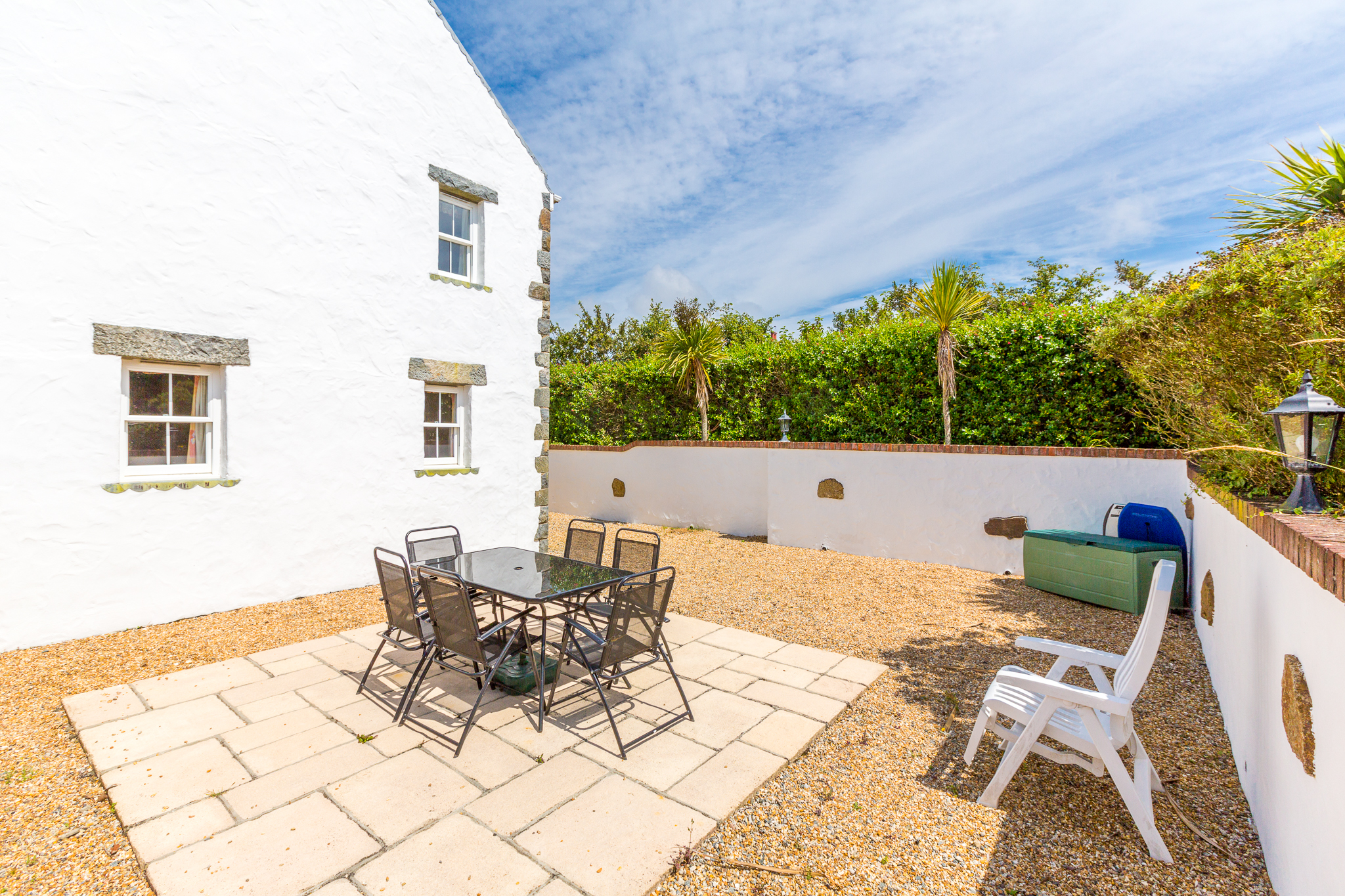Le Faucon Cottage (Short Term Let) photo 18