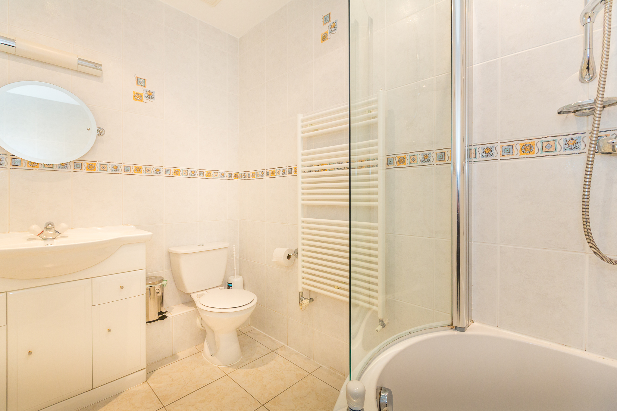 Le Faucon Cottage (Short Term Let) photo 9