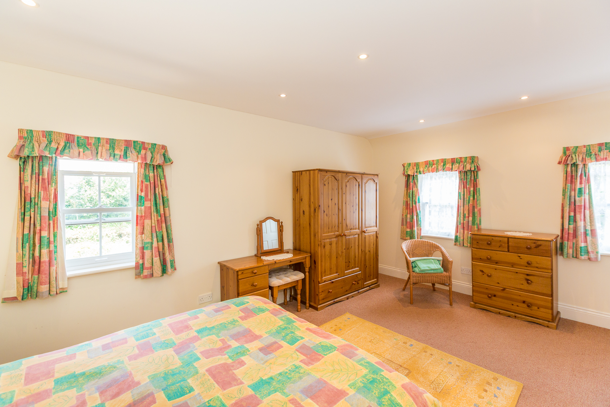 Le Faucon Cottage (Short Term Let) photo 11
