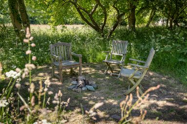Silver Sixpence photo 91